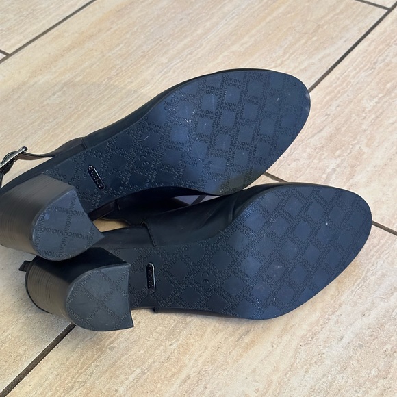 Vionic Lacey Leather Open Heel Booties - Picture 8 of 14